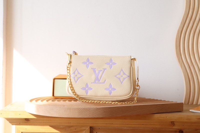 LV Clutch Bags